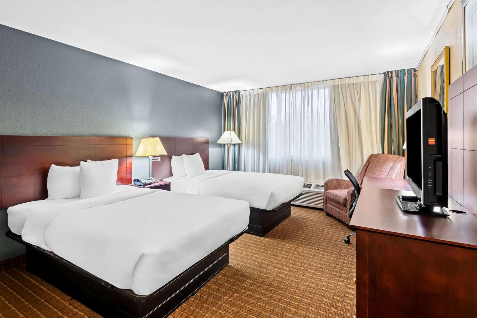 Quality Inn Fort Dodge Exterior photo