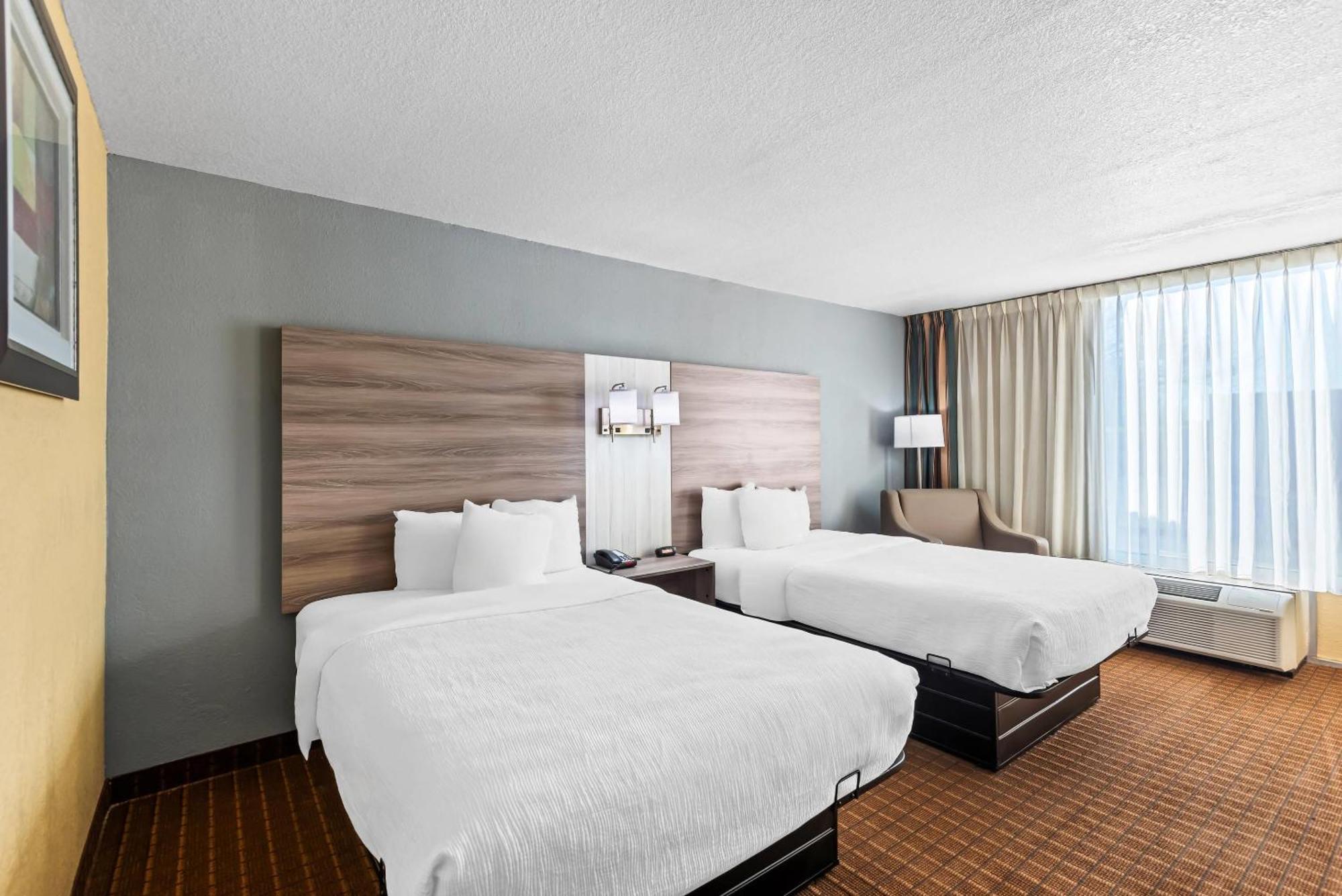 Quality Inn Fort Dodge Exterior photo