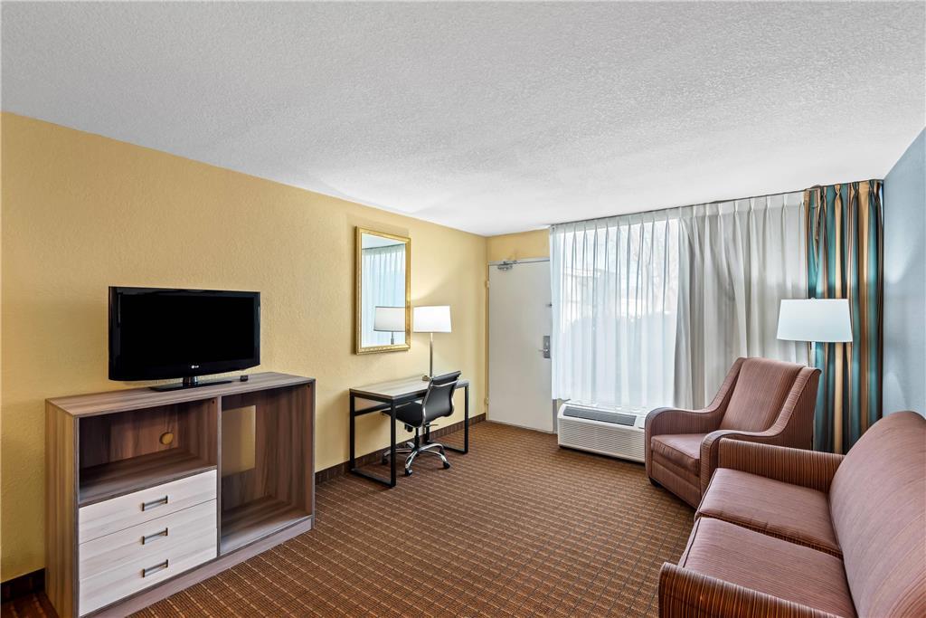 Quality Inn Fort Dodge Room photo